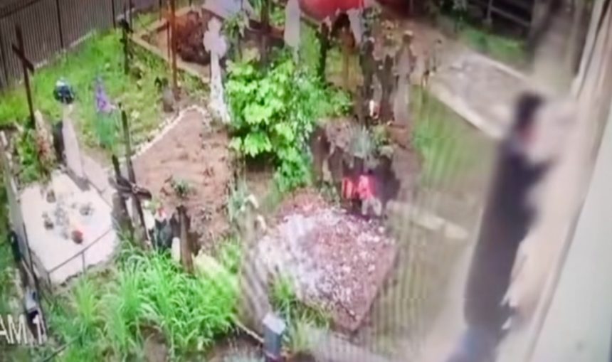 Imagini ocante cu vandalizarea celebrei biserici din