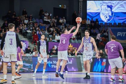 Meci incendiary la Arena Pitesti
