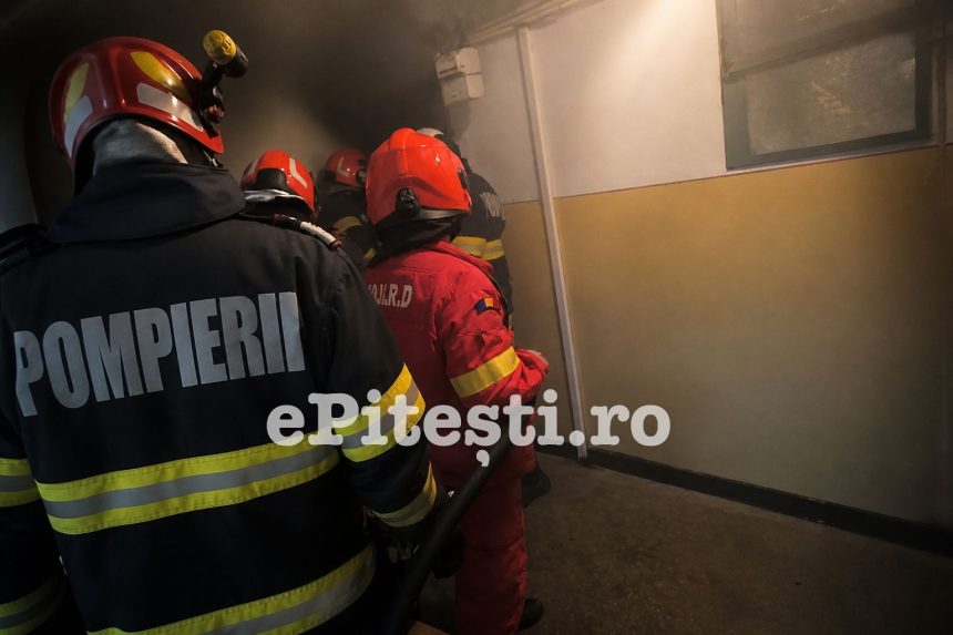 Pites ti Tensiune la maxim oameni evacuati A izbucnit un incendiu
