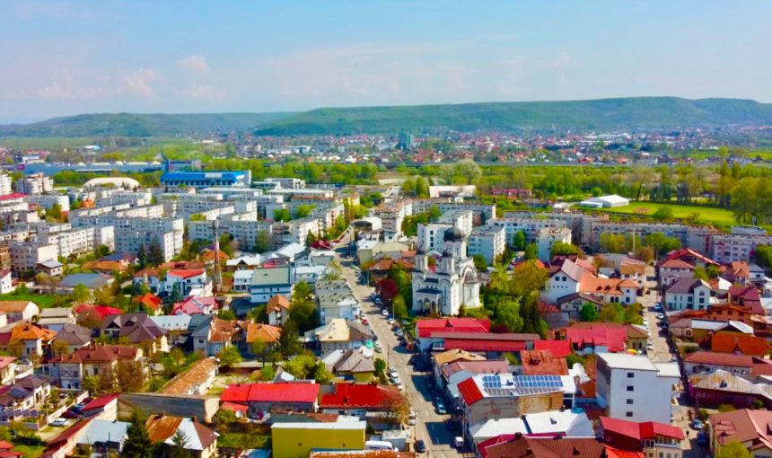 Pitesti Asociatiile care au captat toate privirile Cine a castigat