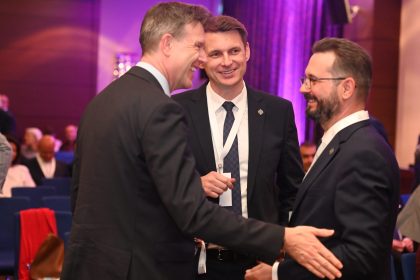 Presedintele Senatului Mircea Abrudean la Arges Invest E