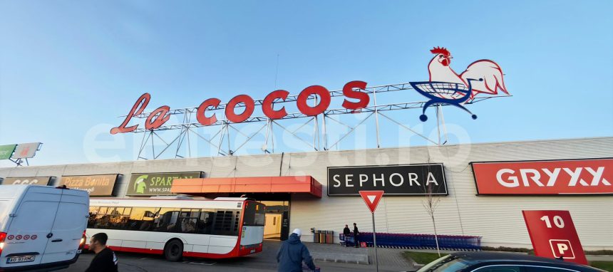 Se intampla acum la Supermarketul La Cocos din Pitesti aglomeratie