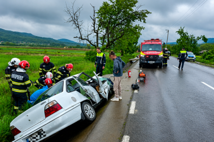 Sofer de 82 de ani din Arges implicat intr un accident grav