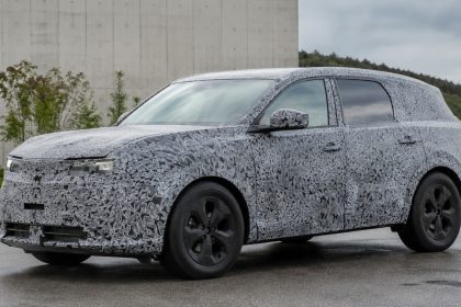 Un nou model Dacia suprins pe drum Ce este acesta
