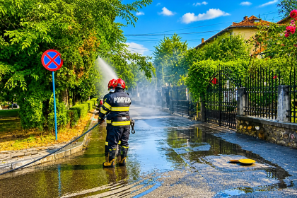 Urgent langa Pitesti Miros de gaze persoane evacuate