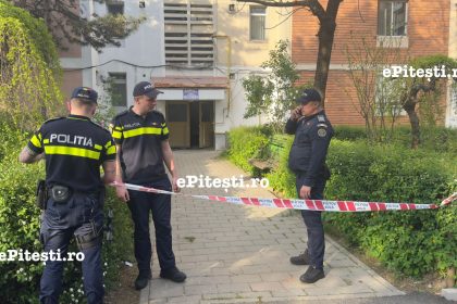 scena dramatica un barbat a sarit pe fereastra dintr un apartament