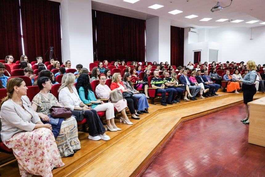 Arges Biblioteca Vie Acordul pentru Tineri un dialog