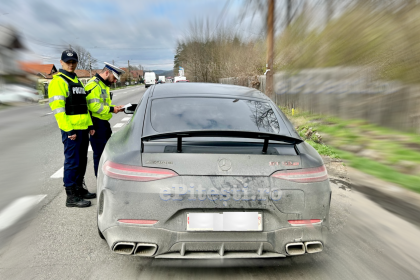 Baut la volan si circuland cu 157 km h pe DN73 Arges