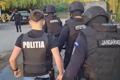 Perchezitii de amploare in Arges Trei angajati ai statatului
