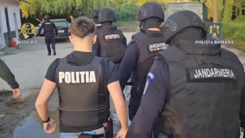 Perchezitii de amploare in Arges Trei angajati ai statatului