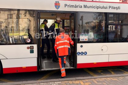 Pites Momente de panica dintr un autobuz Publitrans