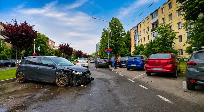Pitesti Accident in acest moment pe Calea Bucuresti