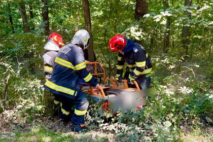 Arges A cazut cu motocultorul in sant