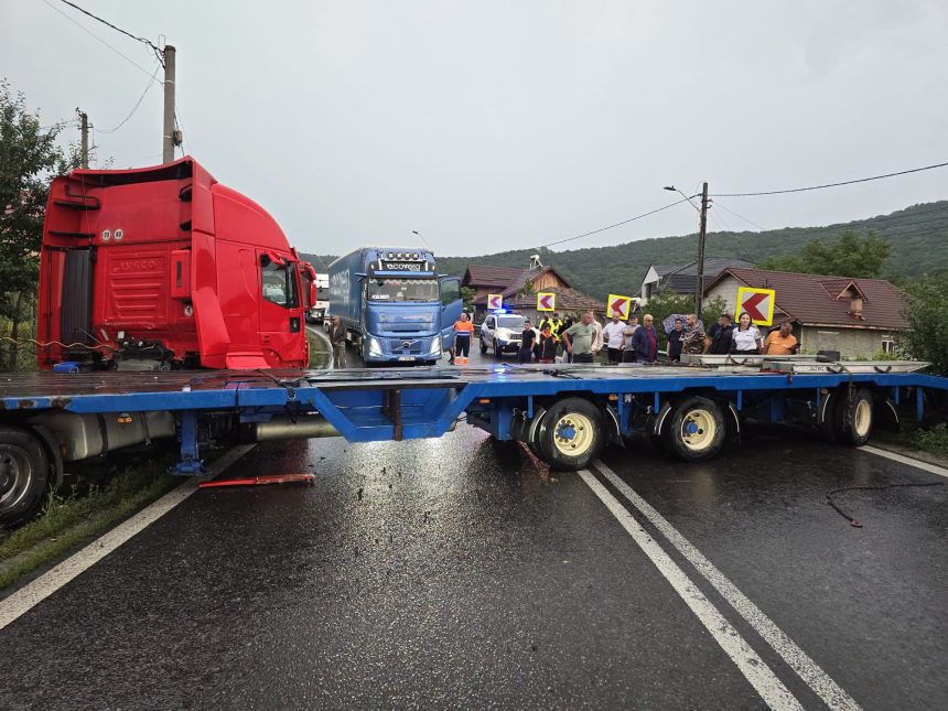 DN7 Pitesti Sibiu blocat complet Accident IN ACEST MOMENT