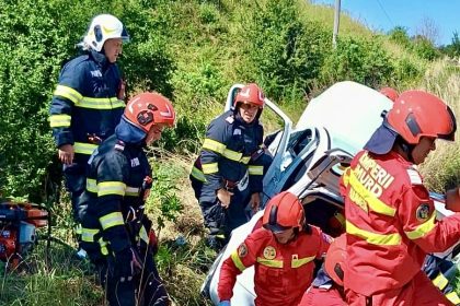Impact devastator in Arges Filmul accidentului in care au fost implicate 4 persoane