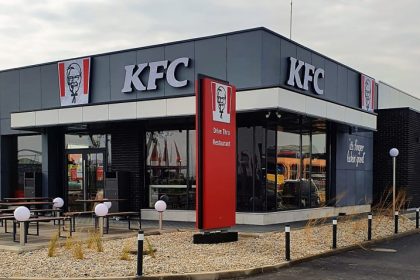 KFC a inaugurat un restaurant intr un loc surprinzator