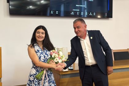 Mara Stan unica elev din Arge care a obtinut media 10 la Bacalaureat
