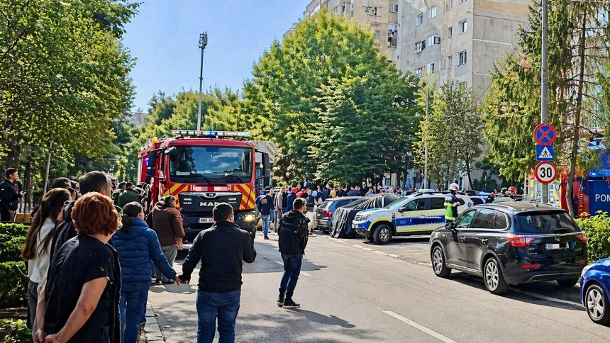 Panica intr un imobil din Mioveni