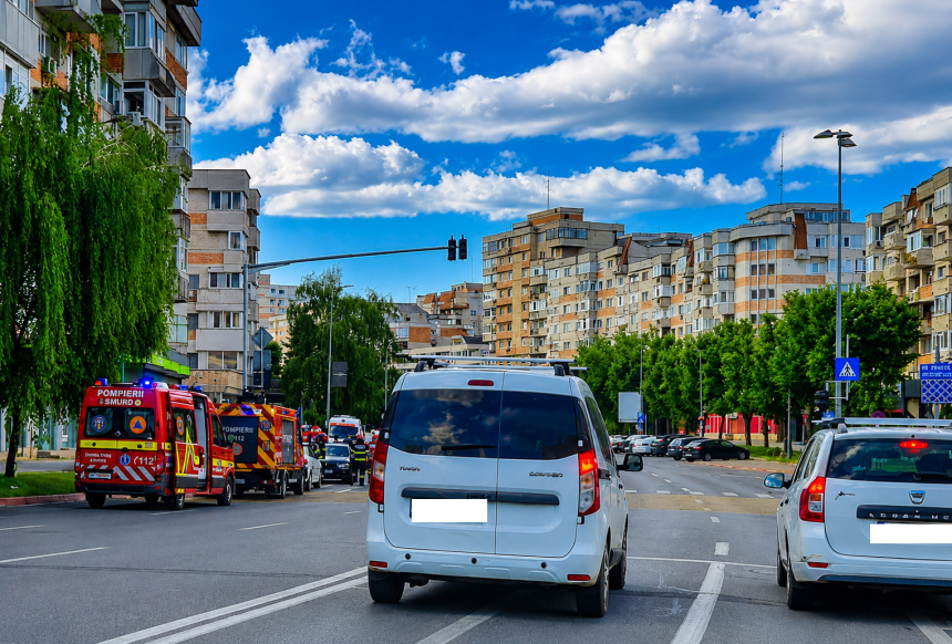 Piteshti Acident in centrul orasului Mai multe autoturisme implicate