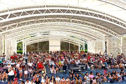 Pitesti Super concert in Parcul Strand Artisti populari