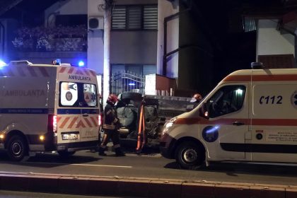 Pitesti Un sofer de 20 de ani s a rasturnat cu masina in zona de Nord