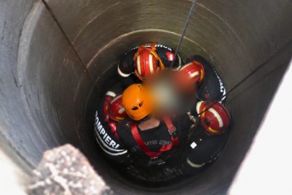 Tanar de 18 ani cazut intr un put