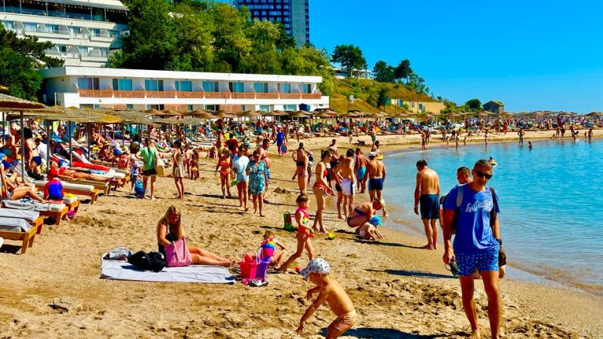 fenomen ciudat la mare turistii ingrijorati