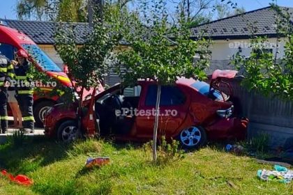 Accident grav la Poiana Lacului O femeie a fost dusa la spital
