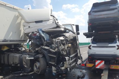 Accident grav pe Drumul Expres 12 in Arges Trei camioane implicate