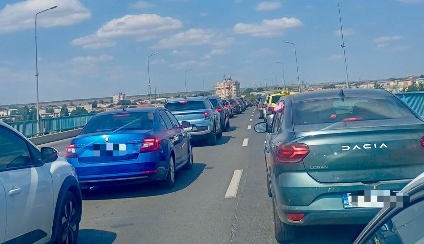 Accident in lant pe A2 in direcia Bucuresti Implicate mai multe masini