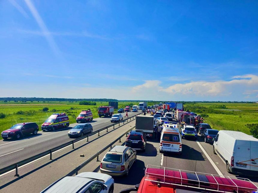 Accident pe A2 spre Bucuresti 7 masini implicate Trafic afectat