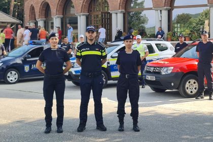 Adormirea Maicii Domnului in Arges Sute de politisti prezenti