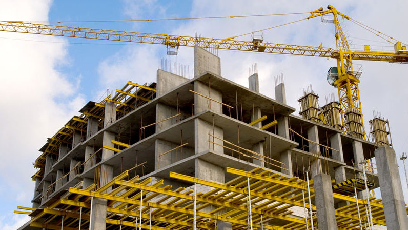 Arges Autorizarile de construire devin tot mai puine pentru