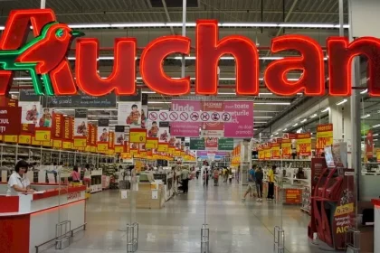 Auchan modifica beneficiile pentru reciclare Reduceri prin intermediul cardului