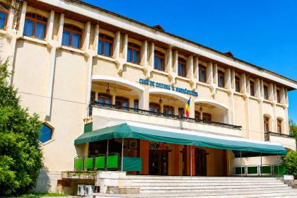 Casa de Cultura a Sindicatelor Dacia edificiu