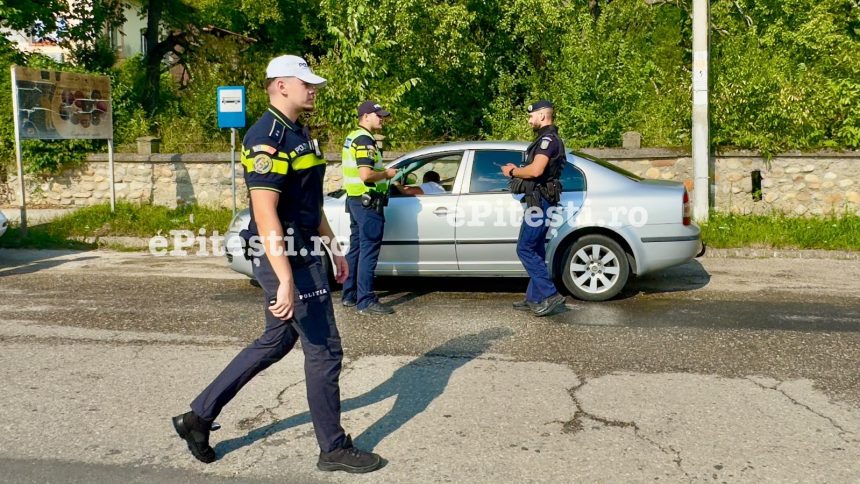 Doi soferi prinsi bauti in Arges Unul conducea fara permis