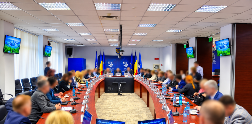 Incepand de astazi 25 August mii de consilieri locali si judeteni sunt 1