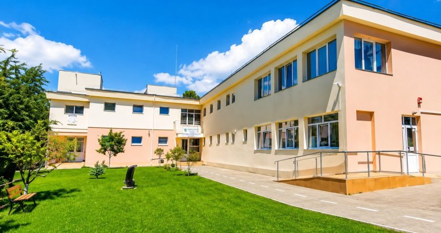 Institutie publica din Arges cauta sa angajeze infirmier