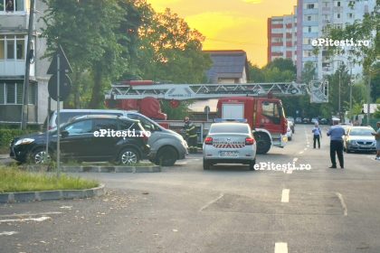 Piteshti Facada unui bloc din Gavana este in pericol sa se