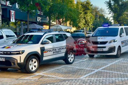 Piteshti Scandal in Centrul orasului lang Mall Trivale Aavut loc o interventie