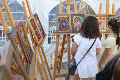 Pitesti Debuteaza IconArT 2026 atelier de pictura a icoanelor