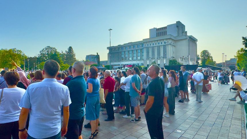 Pitestiul straluceste de culoare 17 artisti participa la PITART 2026