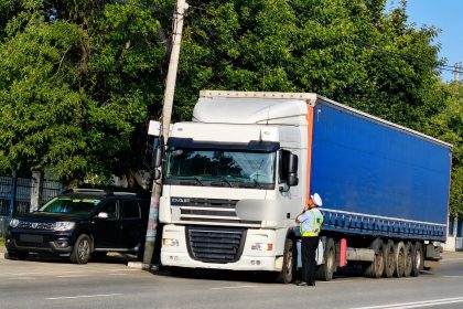 Politia Locala Pitesti sanctiuni pentru soferii de TIR