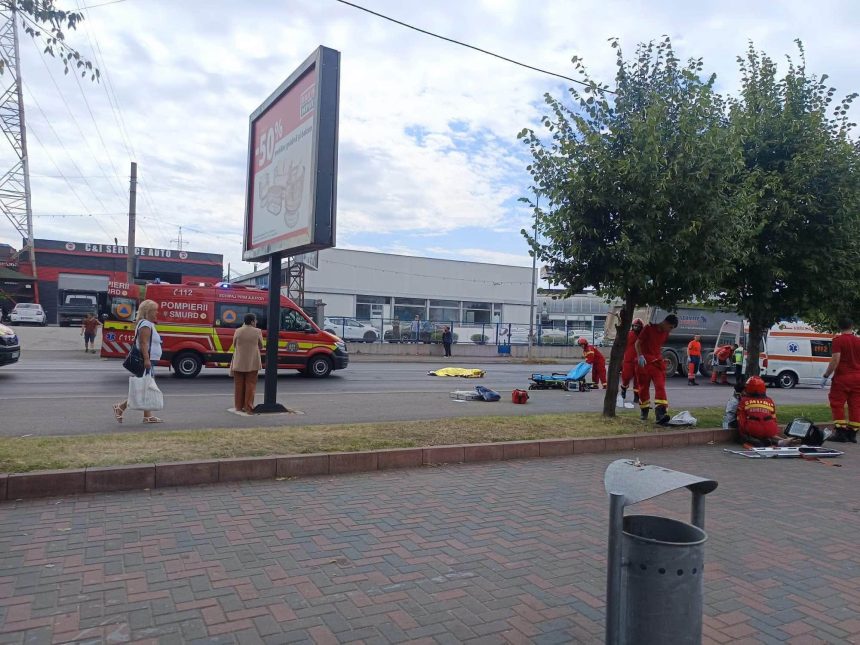 accident de circulatie un camion a izbit trei pietoni in bucuresti