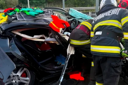 accident grav pe a1 patru persoane dintre care doi copii au fost implicate