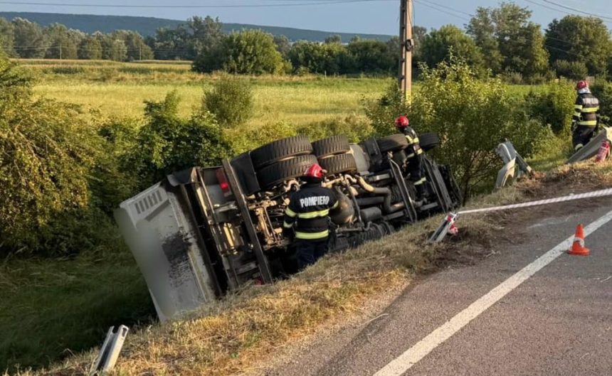accident grav pe dn73 in arges autobasculanta rasturnata