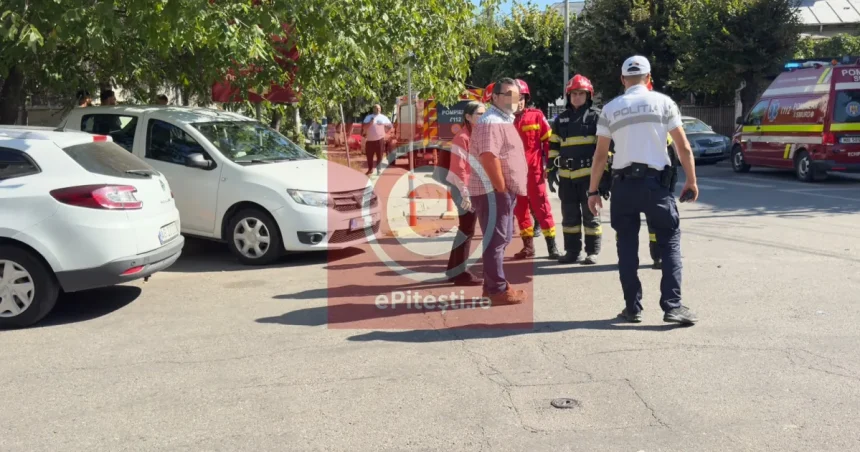 Accident rutier cu două mașini la Pitești