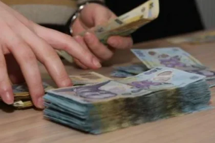 Alocația pentru copii, redusă la 100 de lei. Cine beneficiază