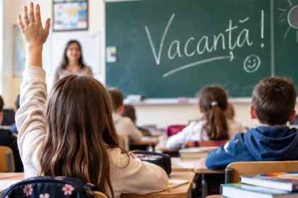 Burse și în vacanță pentru elevi? Senatul a votat legea: Ce prevede aceasta
