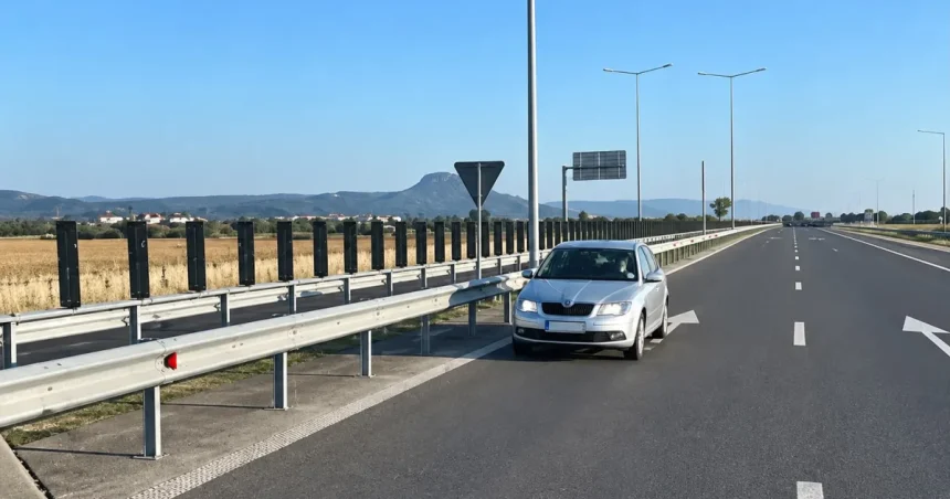 La 76 de ani, o femeie a fost prinsă circulând pe contrasens